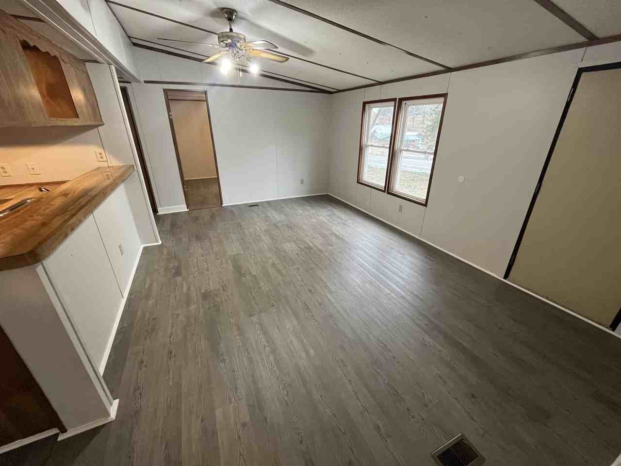 201 Hunter Ave #3 - Photo 3 of 9