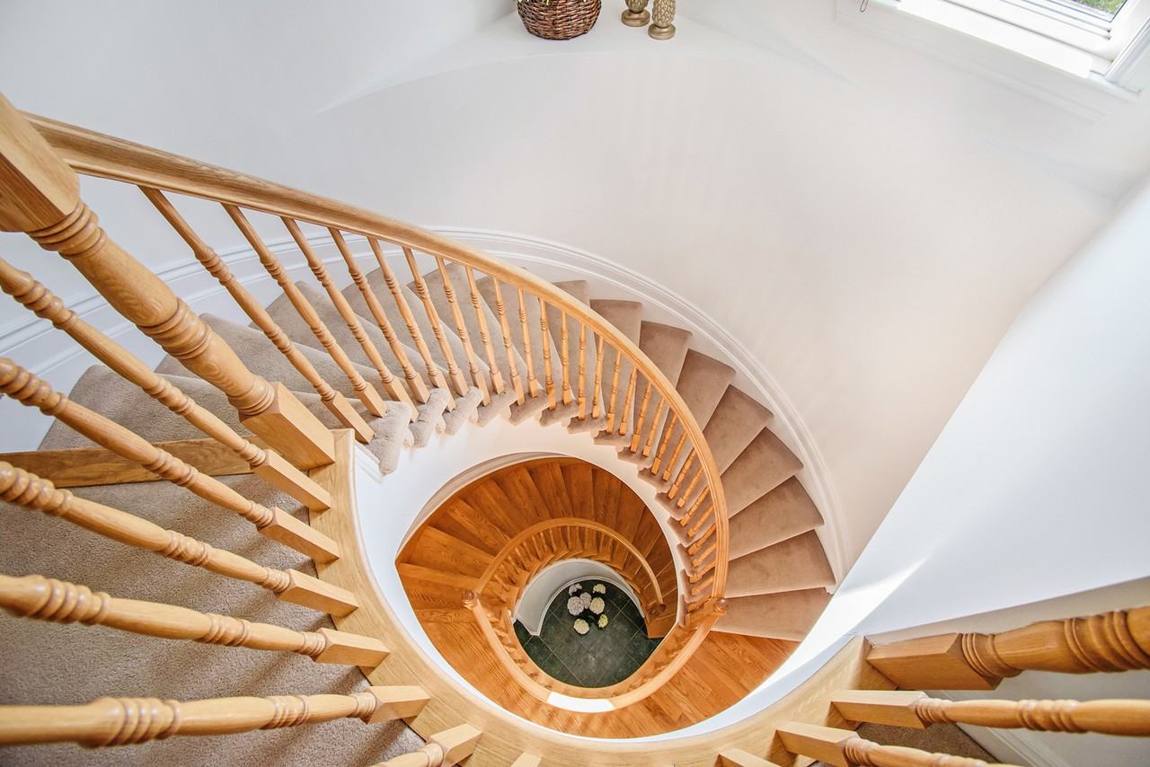 56 Castle Glen Crescent #A - Photo 5 of 22