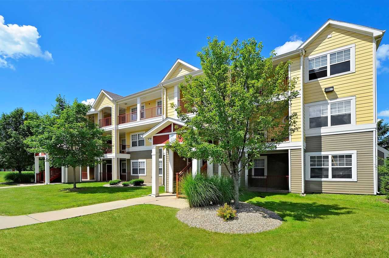 58 West Apartments 5800 58West Apartments 5800 Jefferson Commons