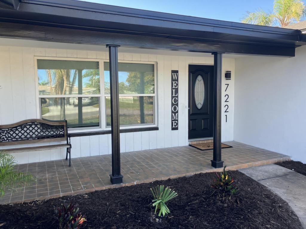 7221 15th Ave W - Photo 2 of 20