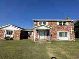 featured image of 1551 N Heritage Ln