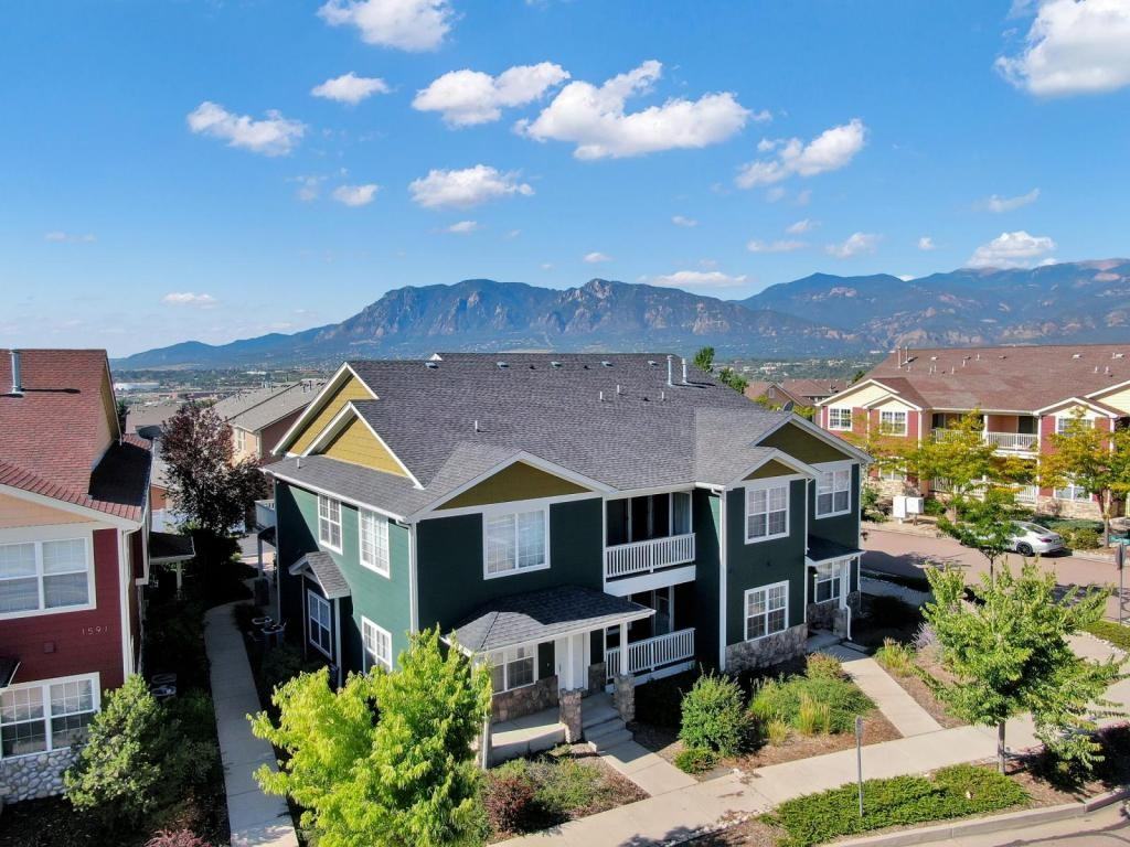 1577 Monterey Rd - Photo 3 of 30