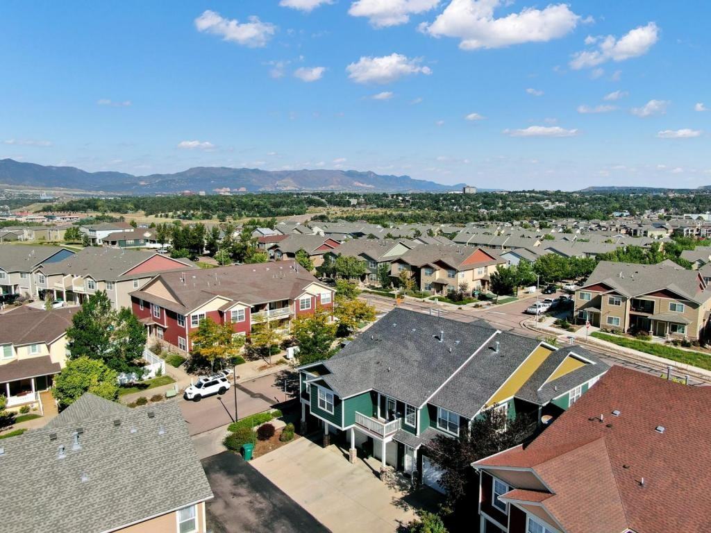 1577 Monterey Rd - Photo 5 of 30