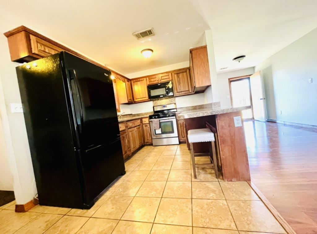 134 Sunflower Dr - Photo 2 of 3