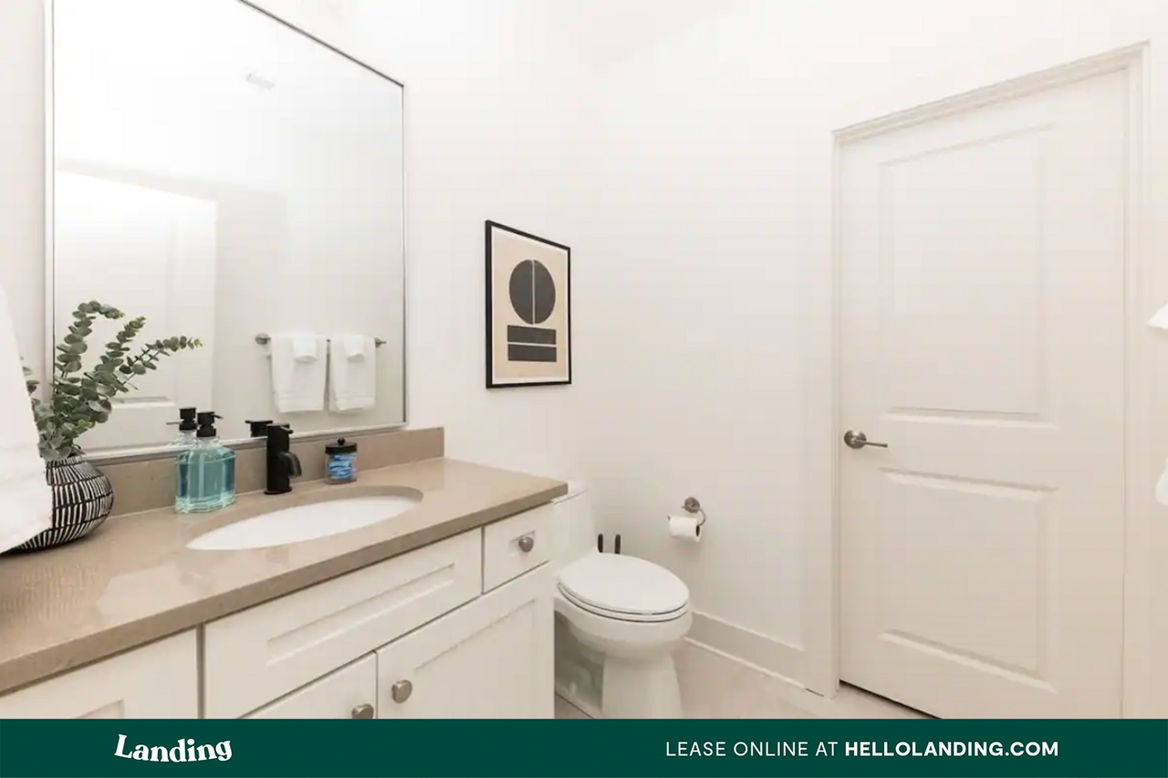 1612 12th Ave N #HX1 - Photo 2 of 11