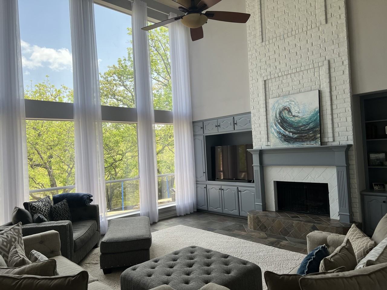 442 Remington Dr E #1 - Photo 2 of 19