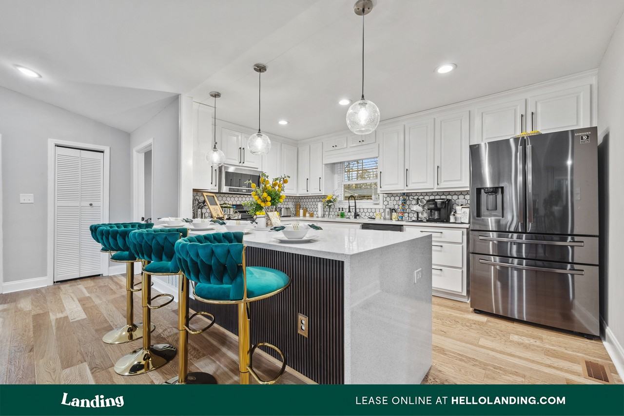 1559, Delia Drive #A - Photo 2 of 16