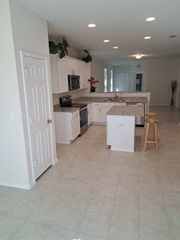 11334 Long Rider - Photo 4 of 18