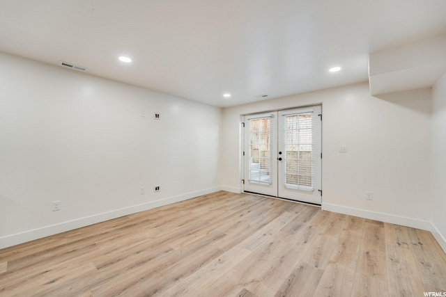 832 Sw #B - Photo 3 of 20