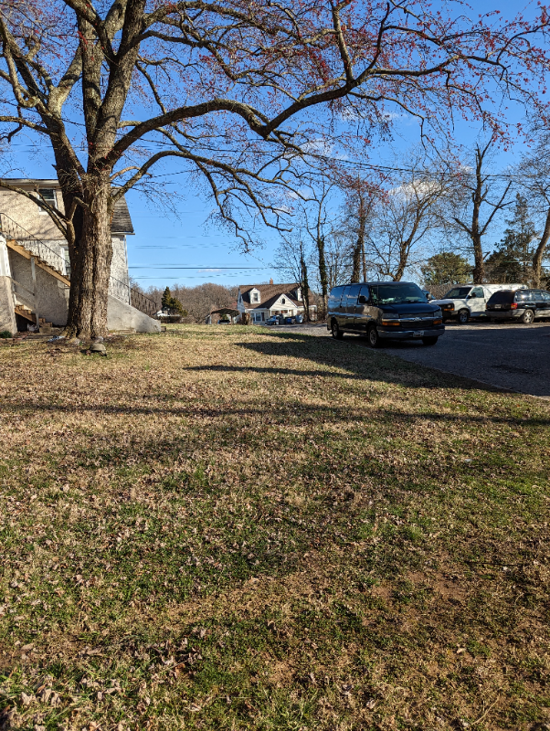 3330 Offutt Rd #1 - Photo 3 of 22