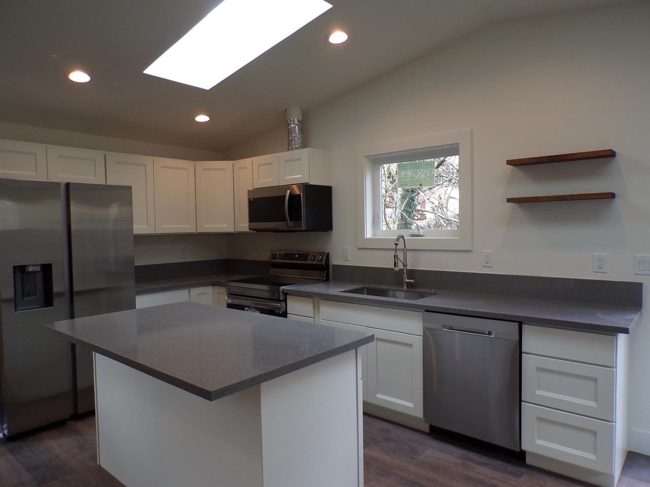 1400 Dollar St #1 - Photo 4 of 10
