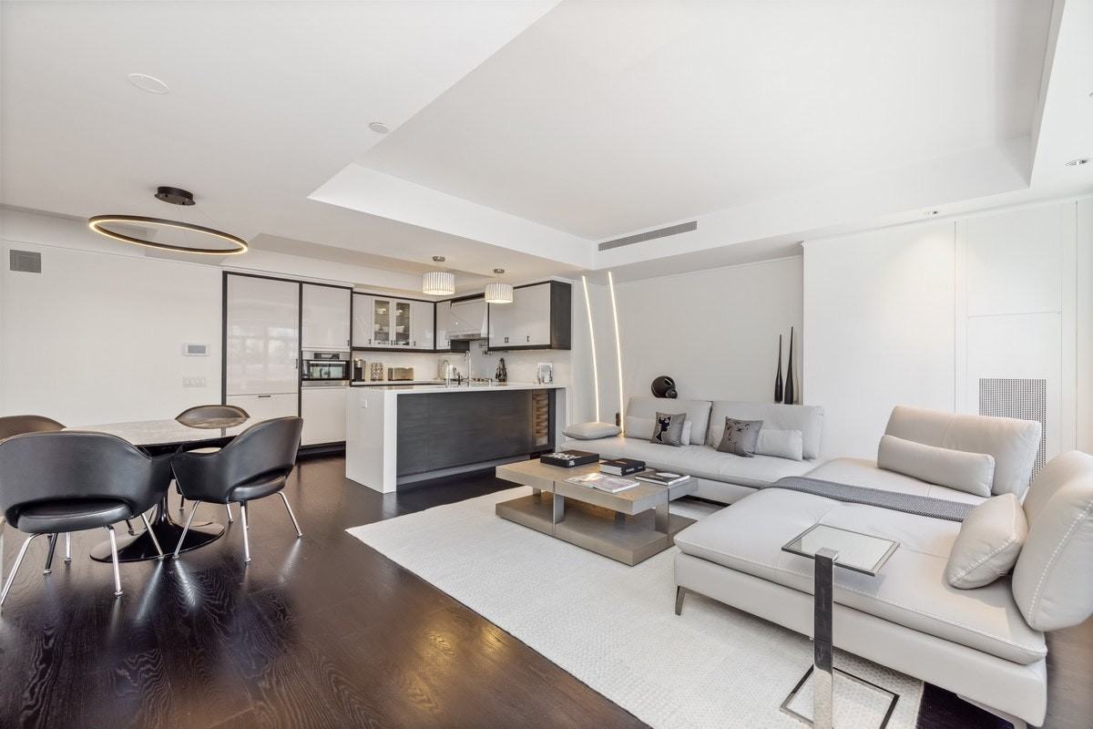 21 E 61st St #12D - Photo 2 of 13