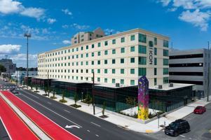 featured image of 1209 Mactavish Avenue