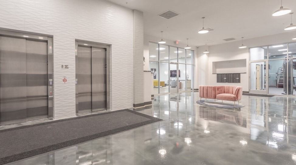 The Icon - Photo 2 of 50