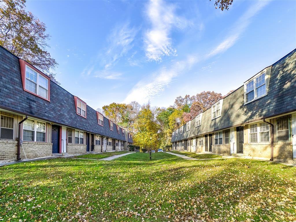 Northern Village Apartments - Photo 4 of 5