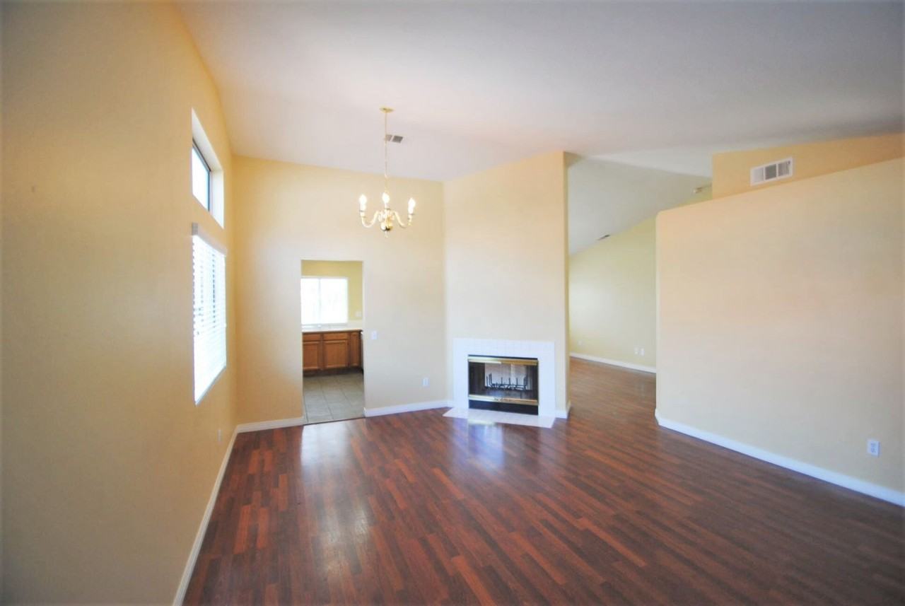 3721 Shandin Dr - Photo 3 of 13