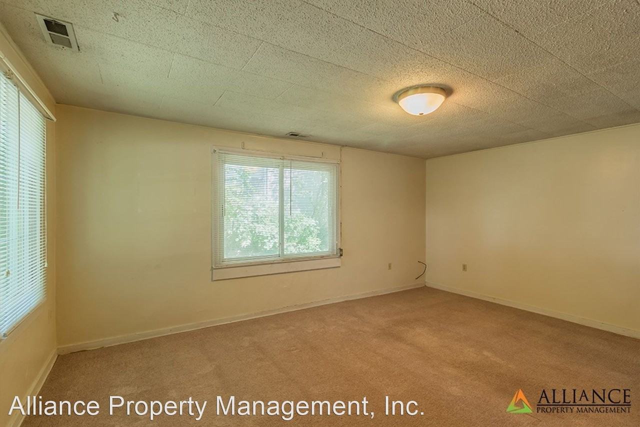 513515 Fremont St Apartments 513 Fremont St 515, Manhattan, KS