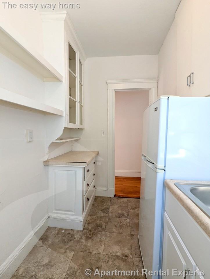 170 Maple St #109 - Photo 7 of 11