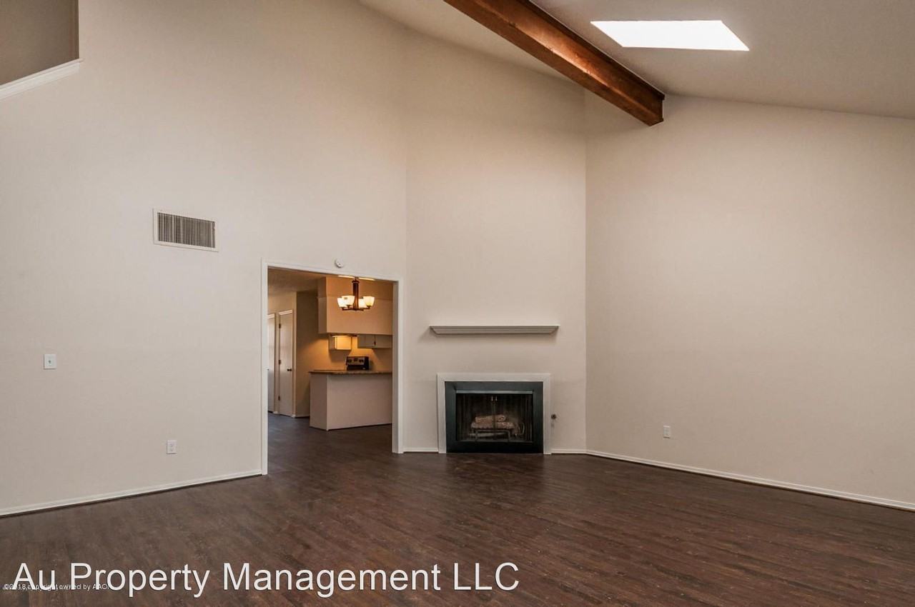 5733 Wabash St - Photo 2 of 7