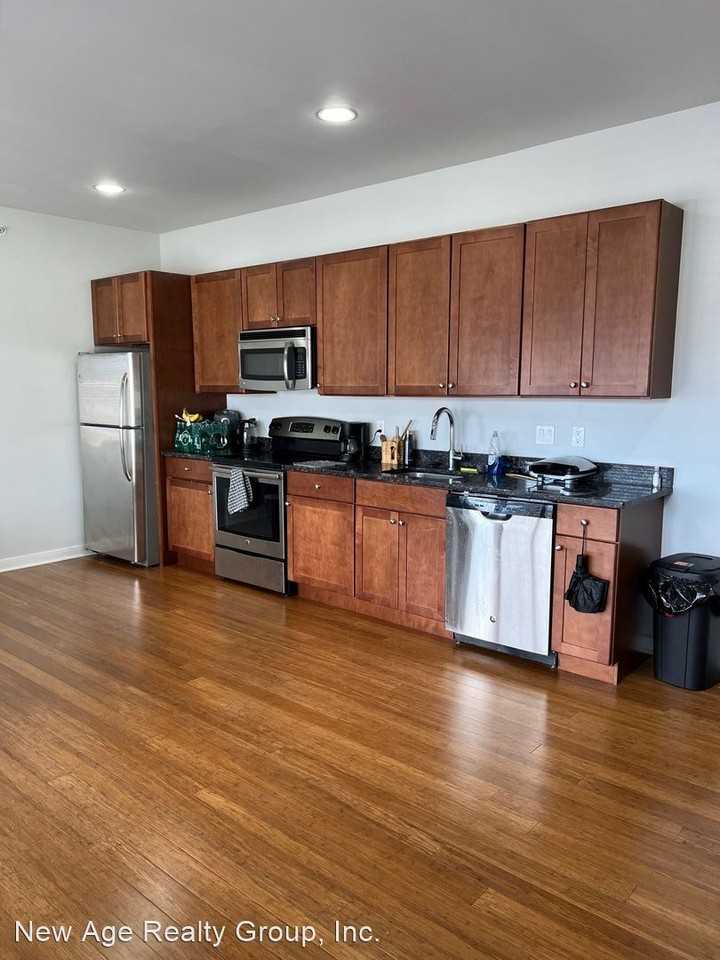 3862-68 Lancaster Ave - Photo 3 of 9