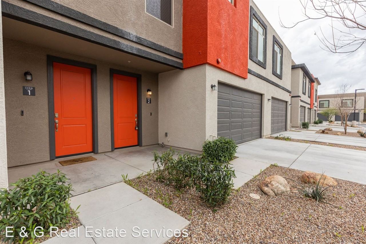 2950 N 38th St - Photo 2 of 19