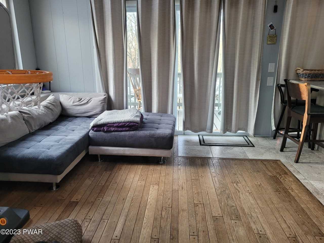 215 Mountain View Dr - Photo 2 of 25