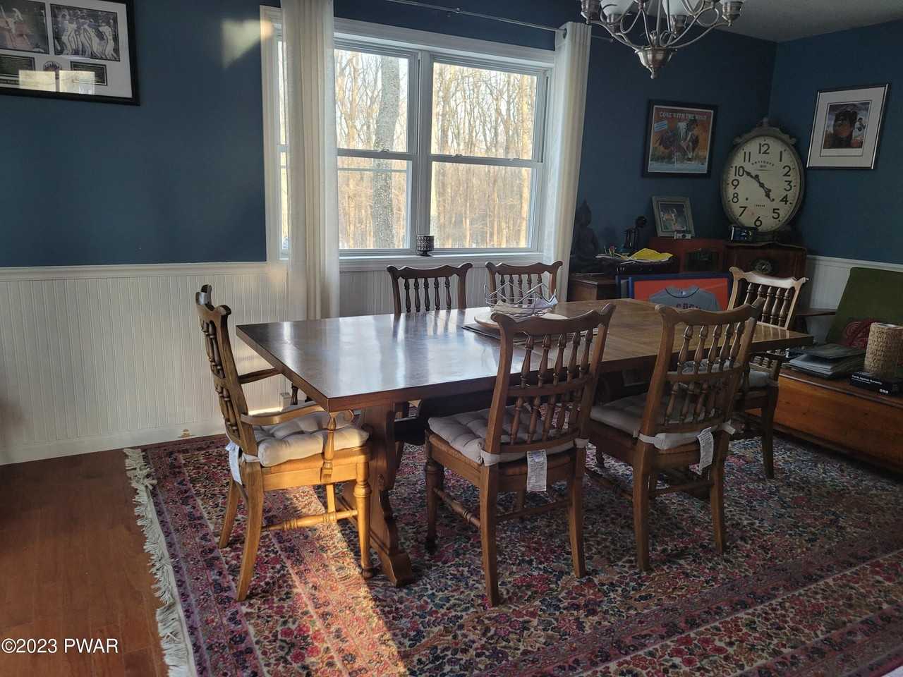 215 Mountain View Dr - Photo 3 of 25