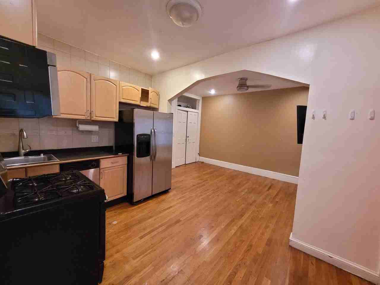 Mark St - Photo 5 of 13