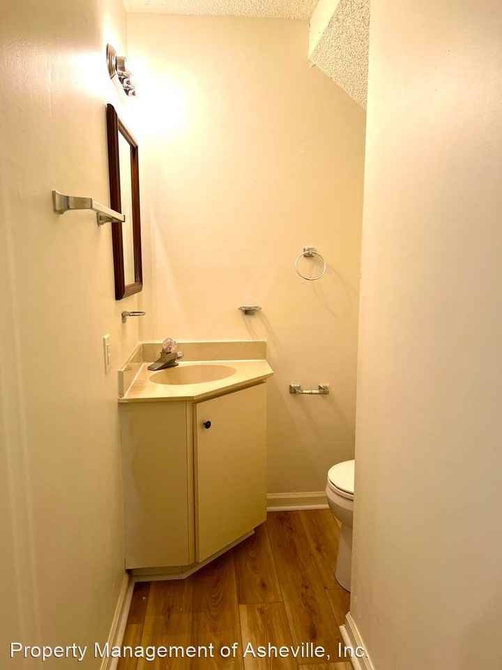 8204 Terra Dr - Photo 2 of 10