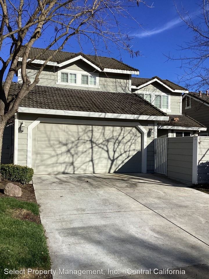 3520 Regency Park Dr - Photo 2 of 33