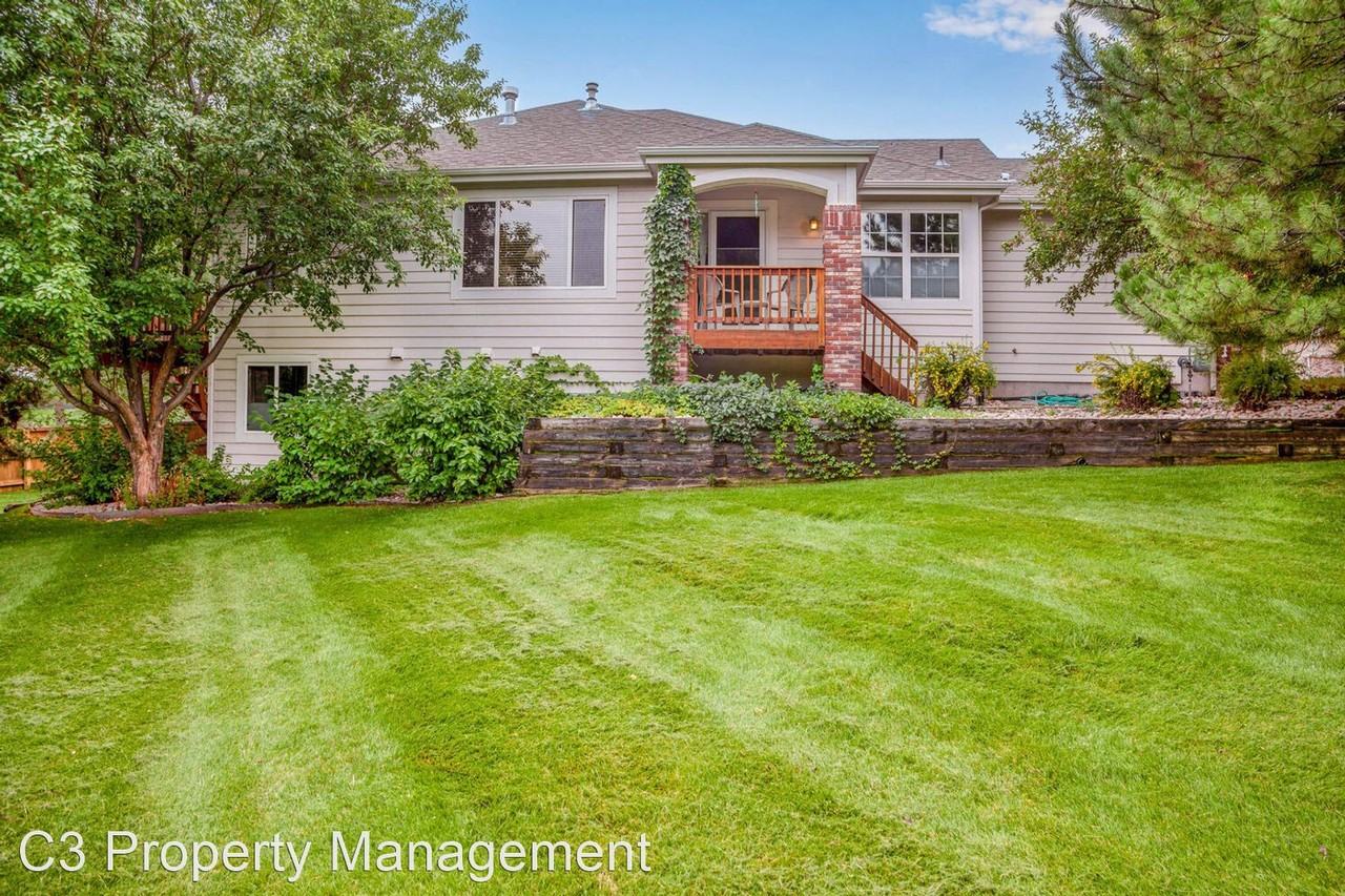 286 Medina Ct - Photo 3 of 41