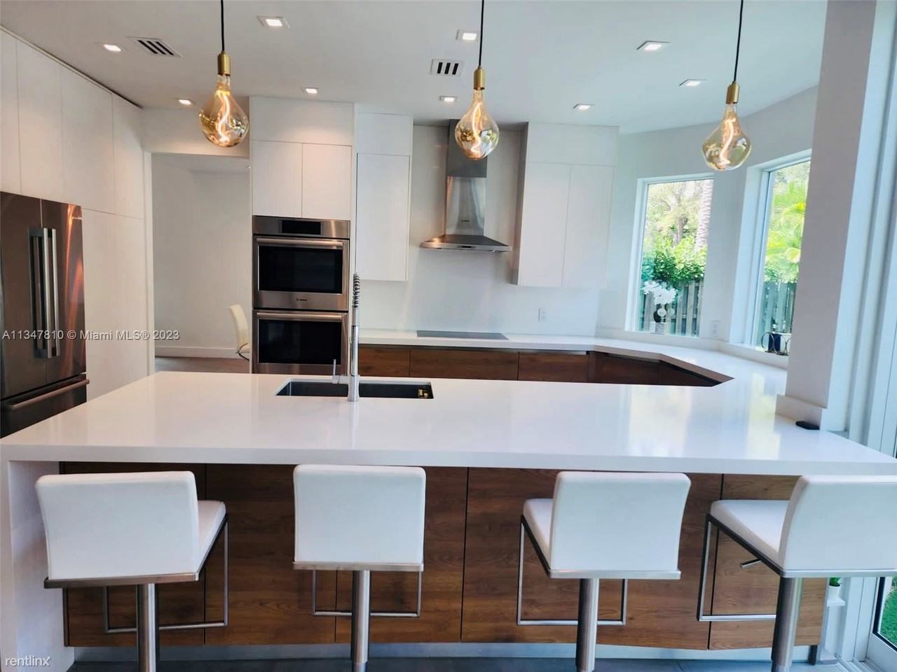 3925 194th Ln #0 - Photo 3 of 16