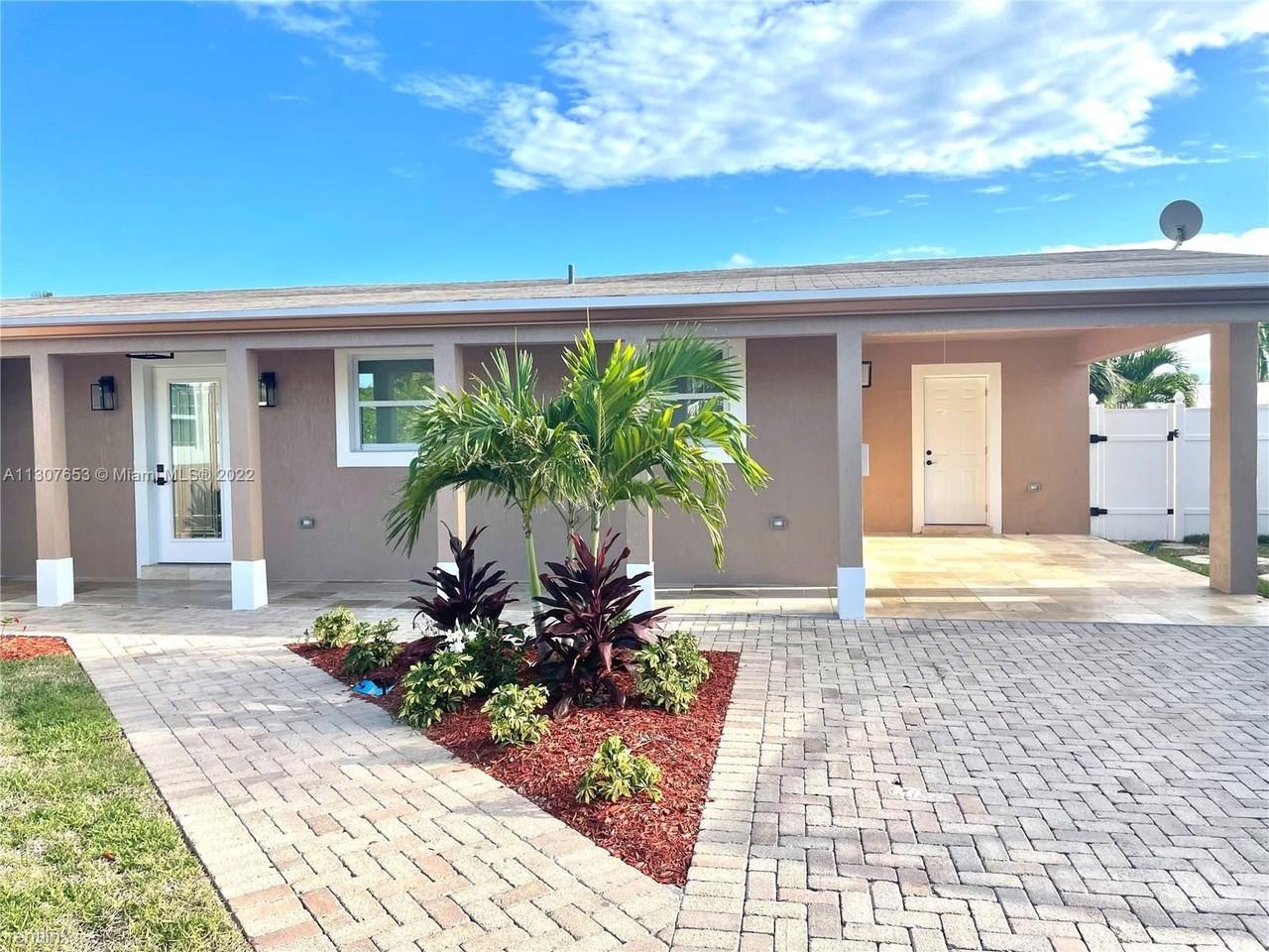 1280 W Camino Real #1280 - Photo 3 of 16
