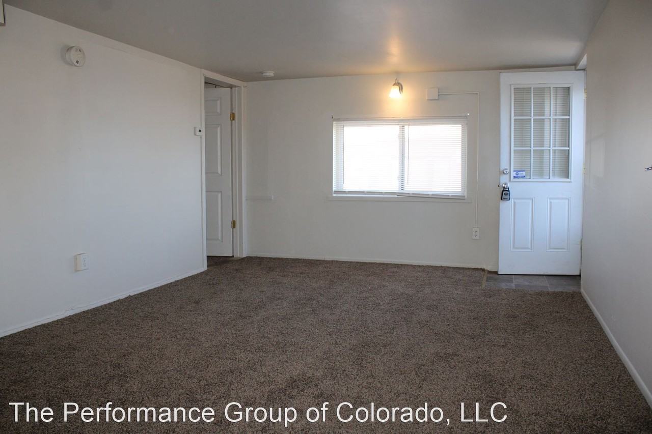 1808 Santa Fe Dr - Photo 3 of 10