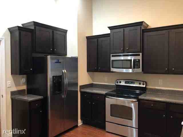 18339 Cardinal Ln - Photo 3 of 10