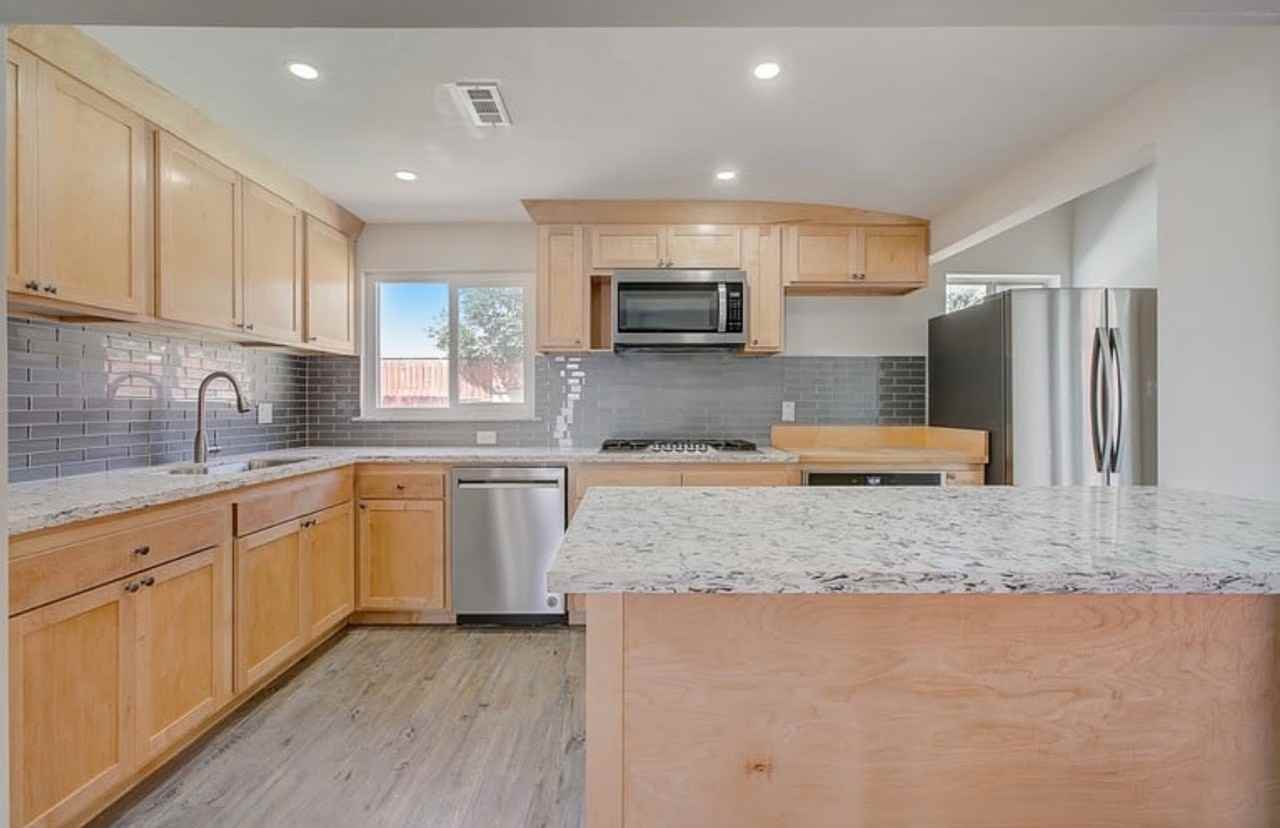 7831 Peachtree Ave - Photo 2 of 3