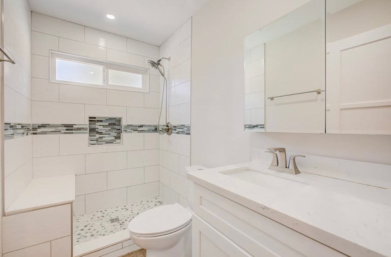 7831 Peachtree Ave - Photo 3 of 3