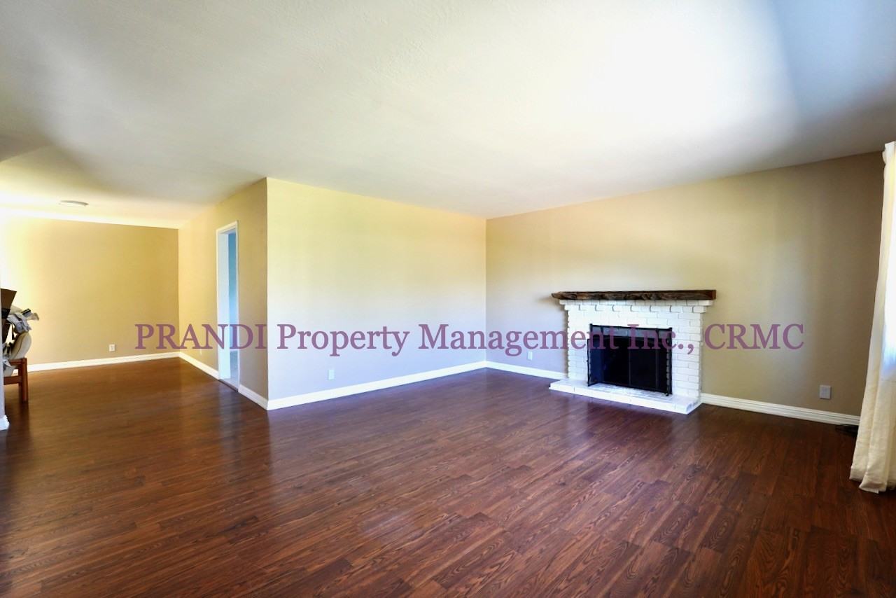 736 Estancia Way - Photo 2 of 16