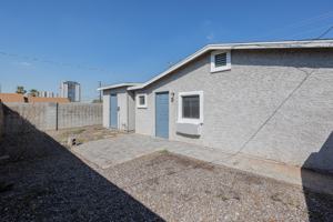 featured image of 1026 E Pierce St