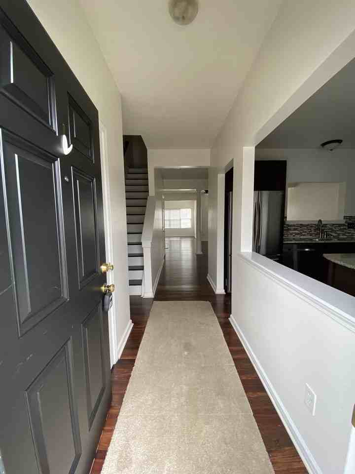 3005 Windsor Creek Way - Photo 2 of 19