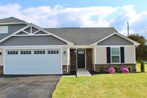 featured image of 109 S Peak Dr