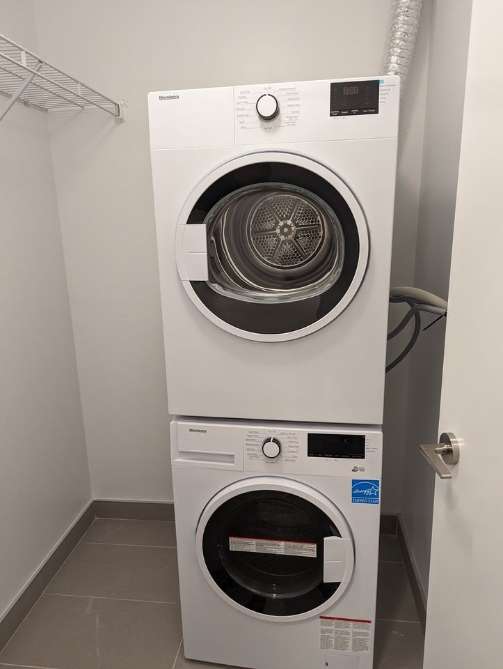 1787 Saint Clair Avenue West - Photo 7 of 12