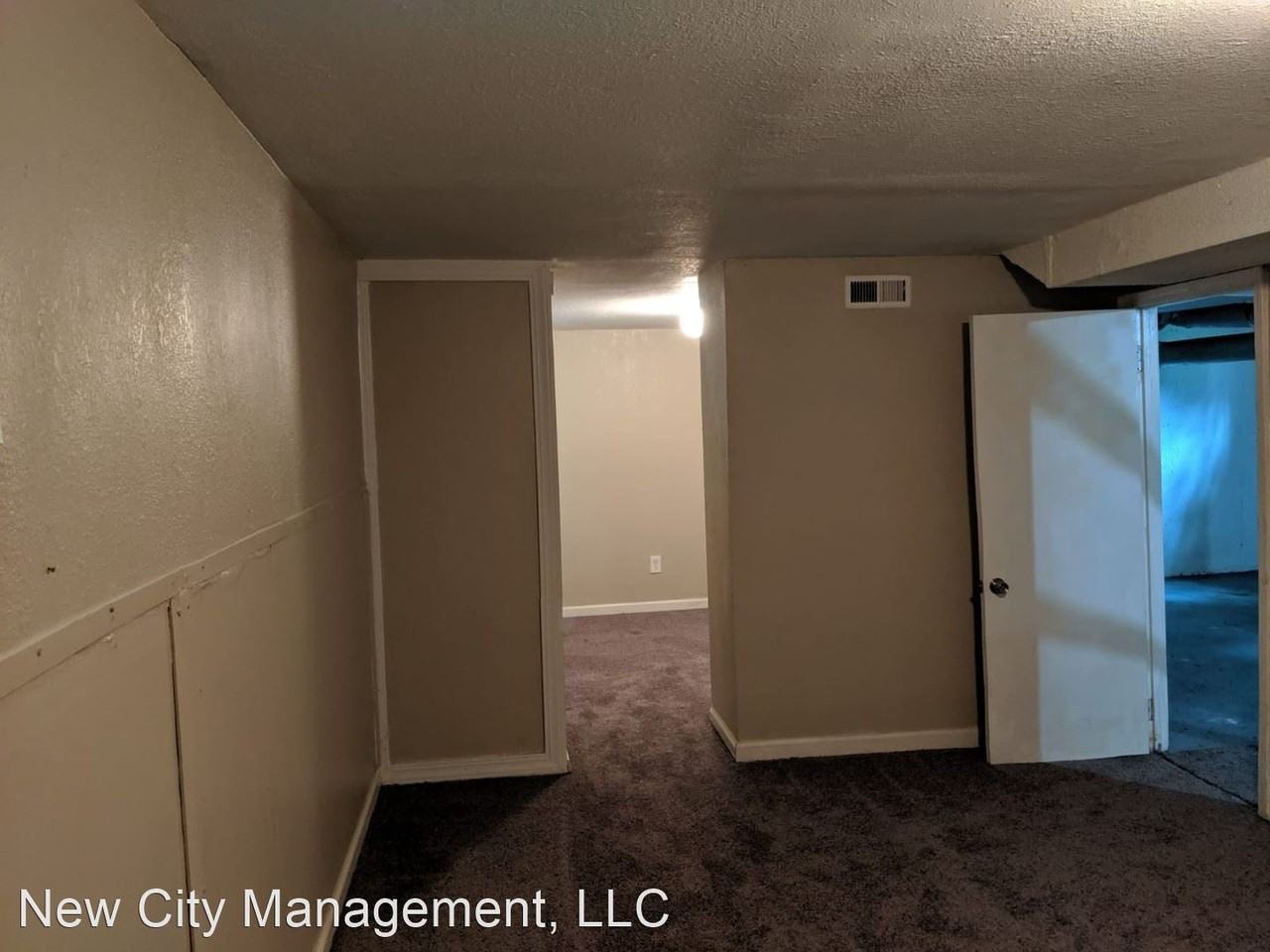 6919 E 17th St - Photo 2 of 16