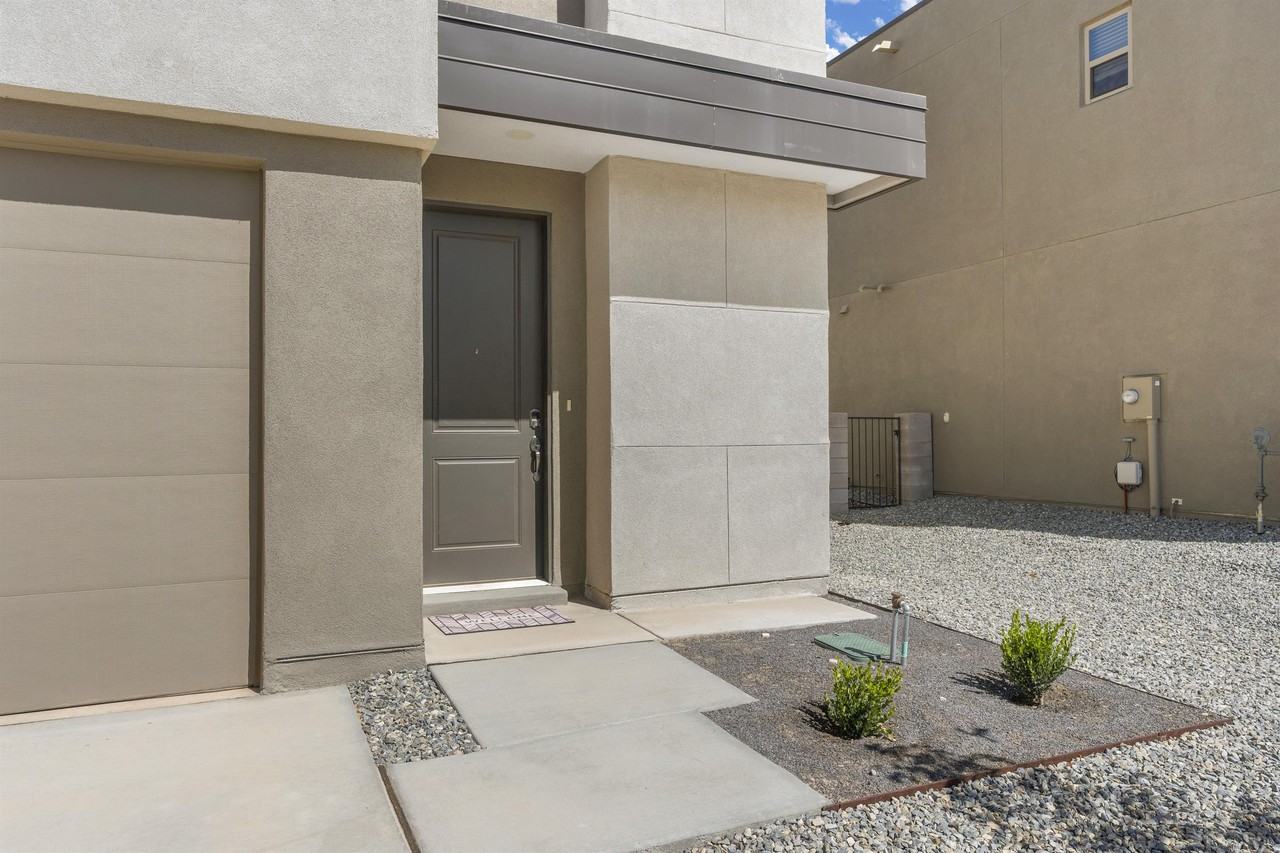 5643 Linq Pl Ne #1 - Photo 3 of 50