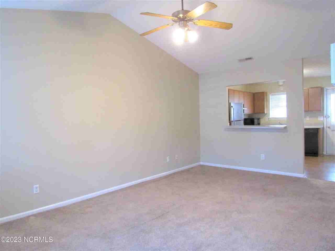 108 Glenside Court - Photo 2 of 13