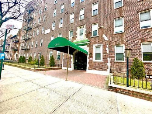 9031 Fort Hamilton Pkwy