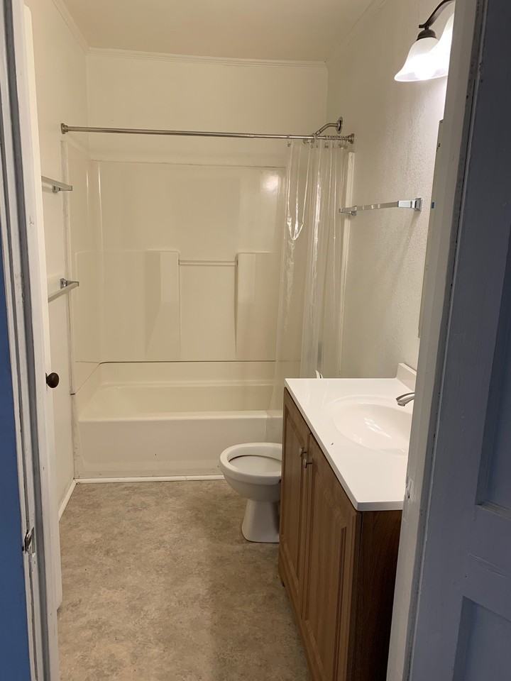 1919 Parkway Dr #1 - Photo 5 of 9