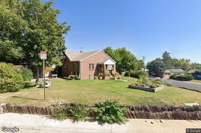 190 S Dale Ct - Photo 2 of 31