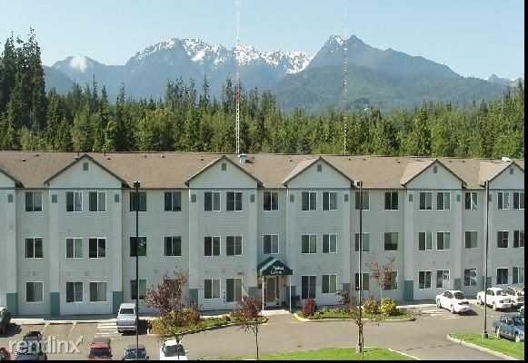 Highland Commons Apartments - Photo 2 of 12