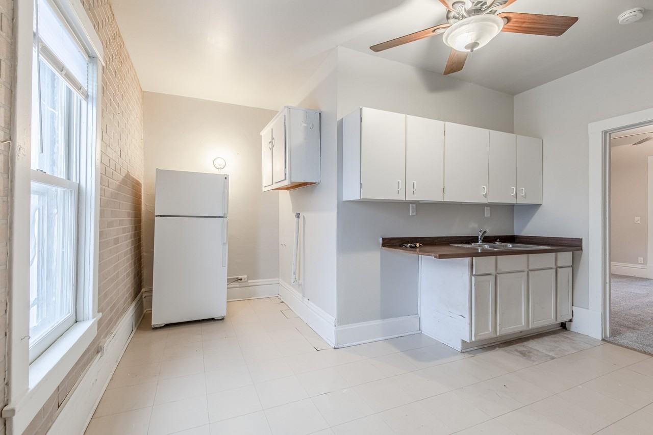 6 Green St #1 - Photo 2 of 10